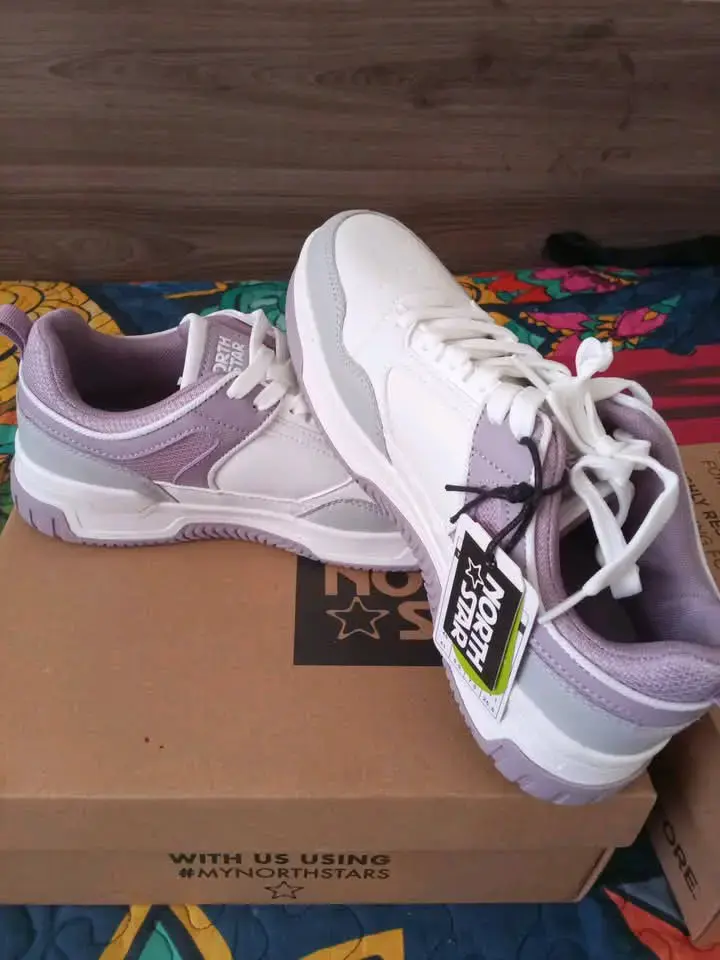 Zapatillas deportivas North Star blancas y lilas