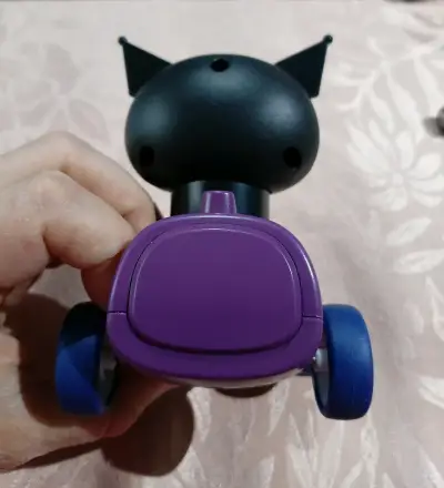 Juguete auto a friccion Kuromi - miniatura 3