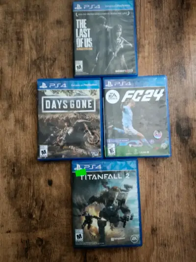 Consola PS4 con juegos incluidos permuto o vendo - miniatura 1