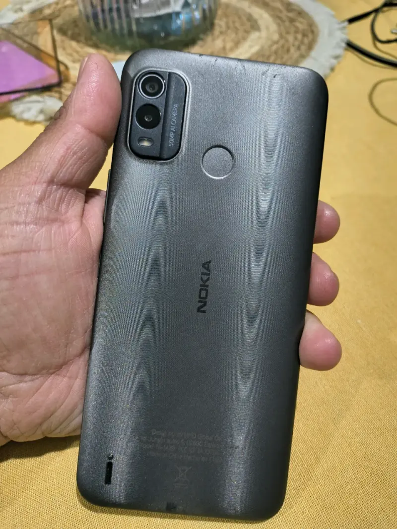 Smartphone Nokia G11 Plus en buen estado - 2