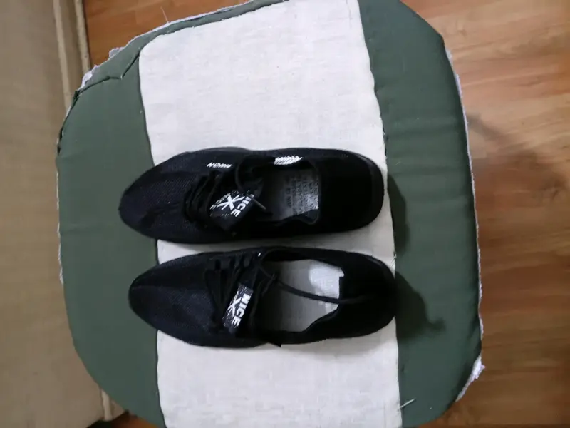 Zapatillas deportivas para niños en varios colores - 6