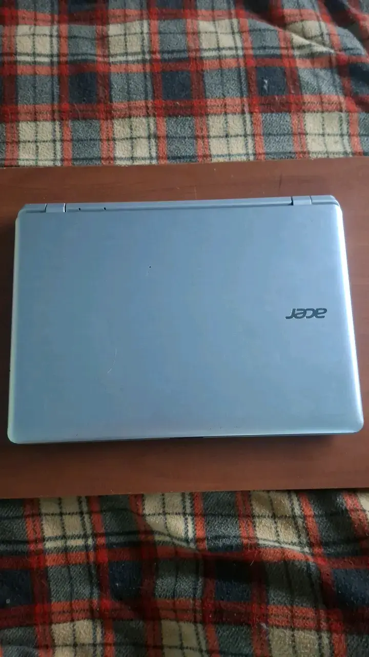 Notebook Acer Aspire E1-132-C6ME Intel - 2
