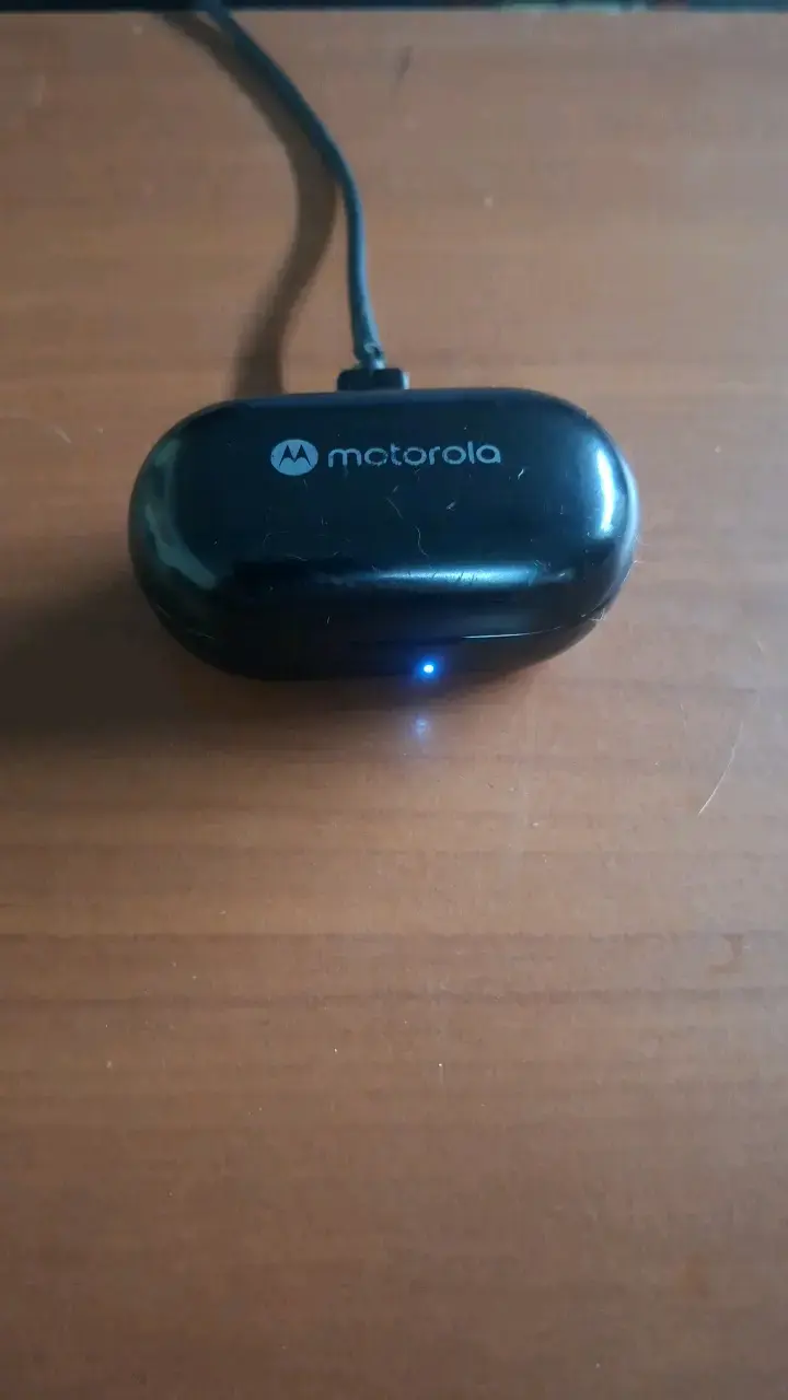 Auriculares Inalámbricos Motorola Negros - 4