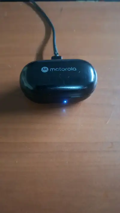 Auriculares Inalámbricos Motorola Negros - miniatura 4