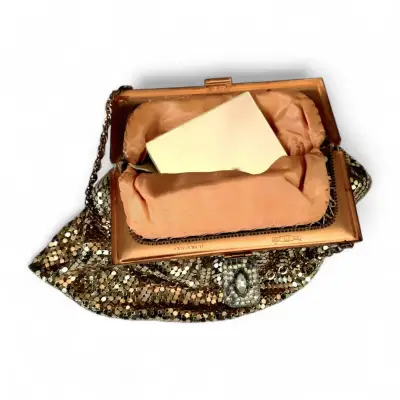 Bolso de Noche Whiting & Davis de Malla Dorada - miniatura 3