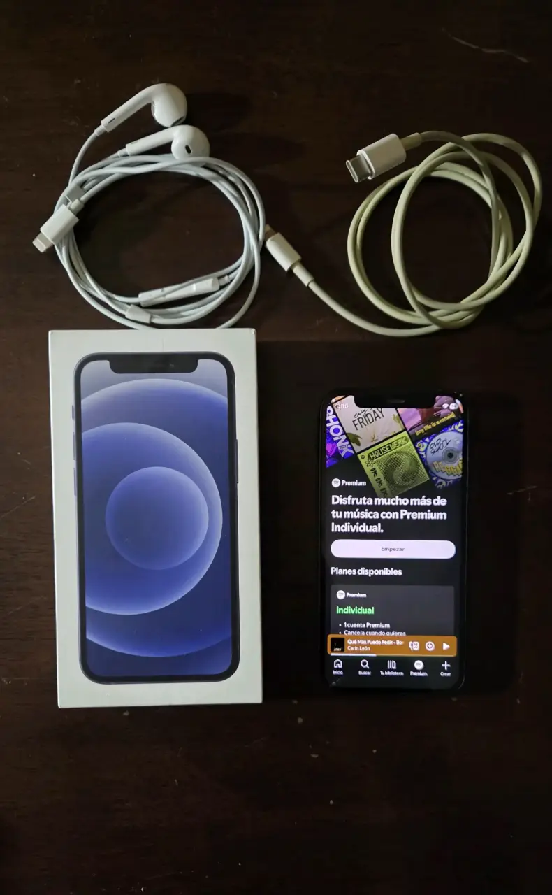 iPhone 12 mini con accesorios y caja original - 2