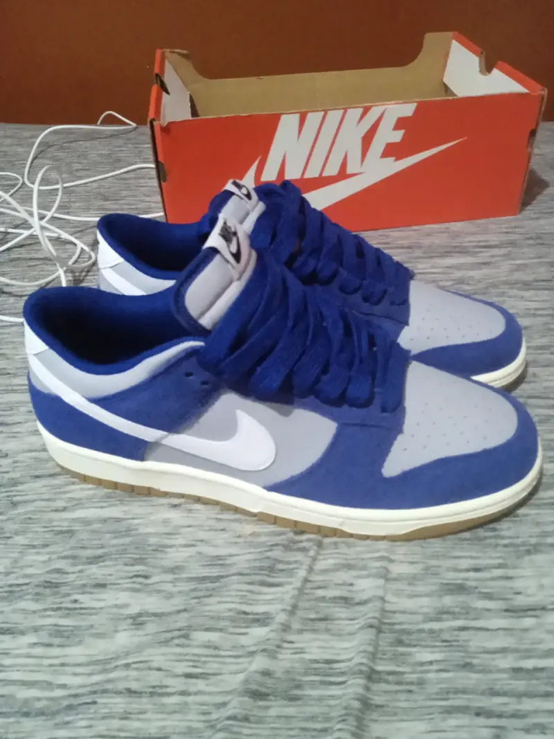 Zapatillas Nike Dunk Low Azul y Blanco - 2
