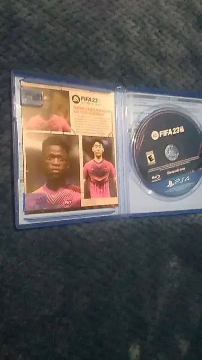 Juego FIFA 23 para PS4 en buen estado - miniatura 2