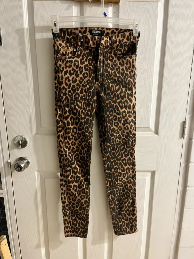 Pantalones Zara Trafaluc Animal Print - 5