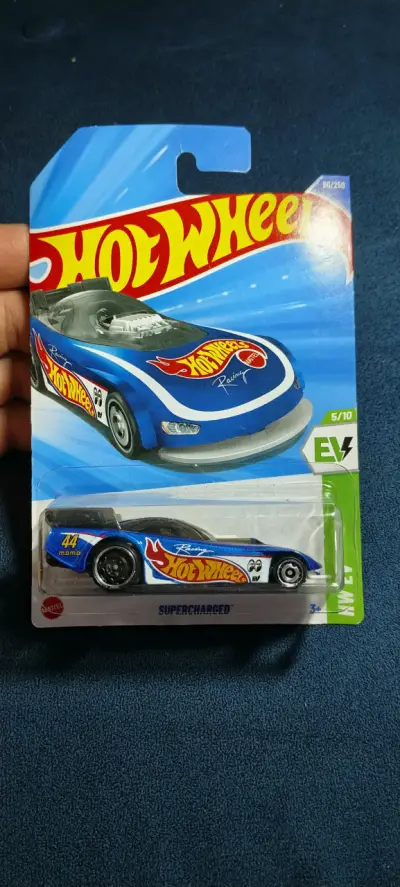Autitos Hot wheels - miniatura 4
