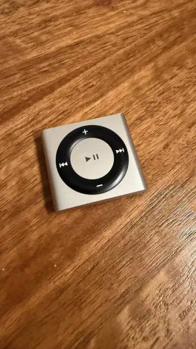 Apple iPod Shuffle Plata - miniatura 1