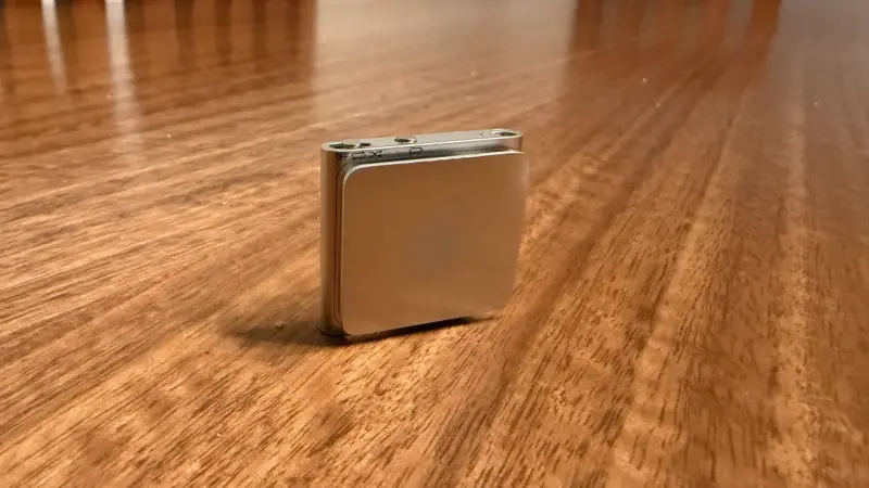 Apple iPod Shuffle Plata - 3