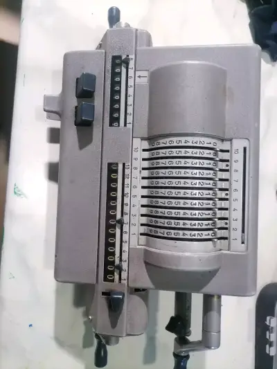 Sumadora mecánica Original Odhner vintage - miniatura 6