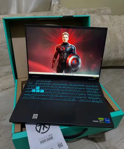 ASUS Portátil gaming TUF Gaming F16 de 16" FHD+ - miniatura 1