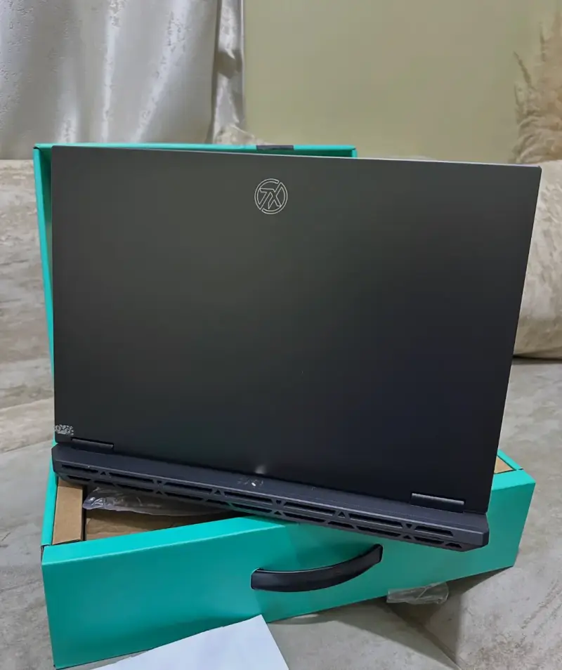 ASUS Portátil gaming TUF Gaming F16 de 16" FHD+ - 4