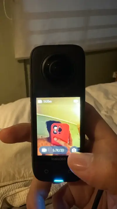 Cámara 360 Insta360 X3 en buen estado - miniatura 4
