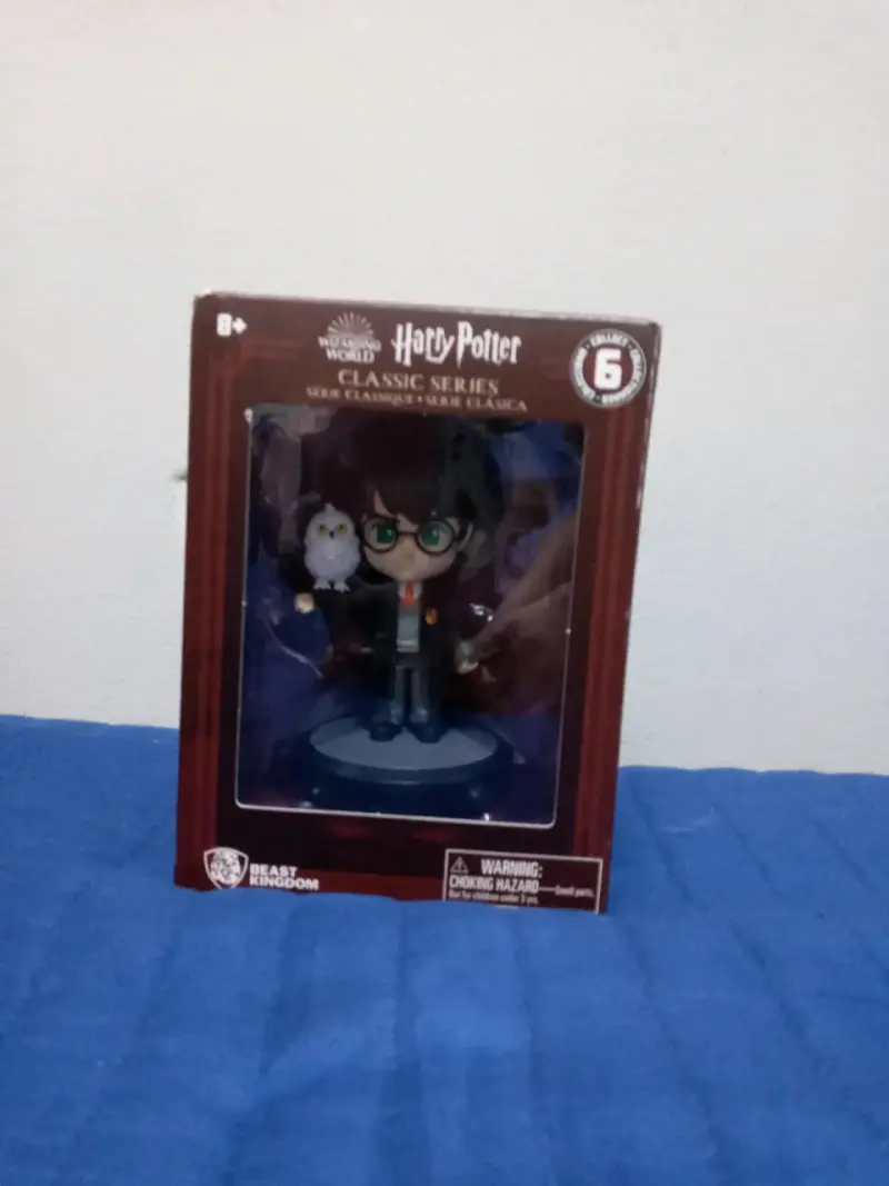 Figura Harry Potter Classic Series con Hedwig