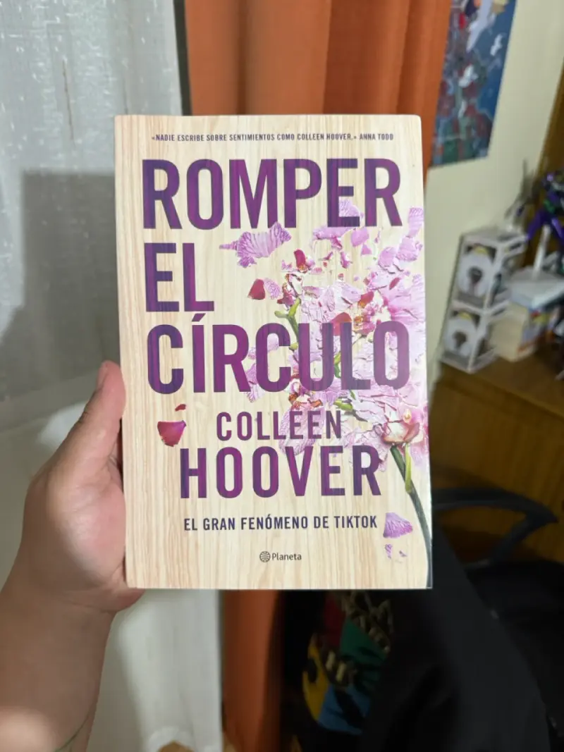 Romper El Círculo de Colleen Hoover - 1