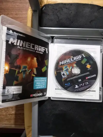 Minecraft para PS3 en buen estado - miniatura 2