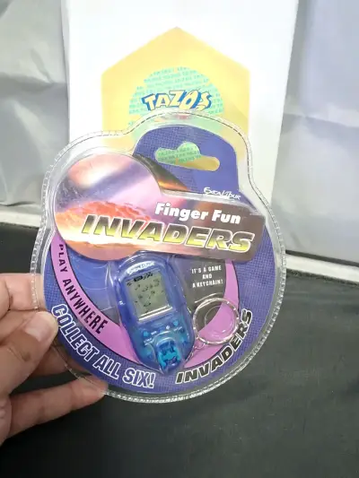 Juego de llavero Finger Fun Invaders Excalibur - miniatura 1