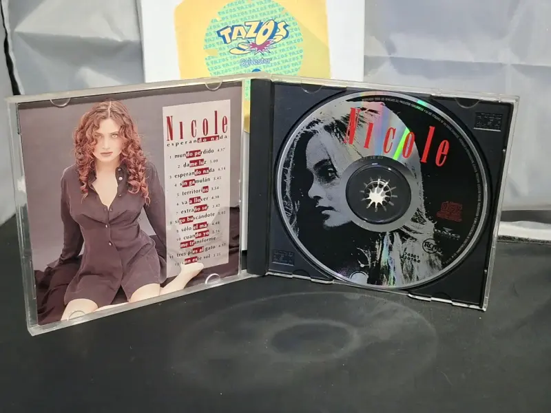 CD Nicole Esperando Nada Álbum Pop edición Chilena - 2