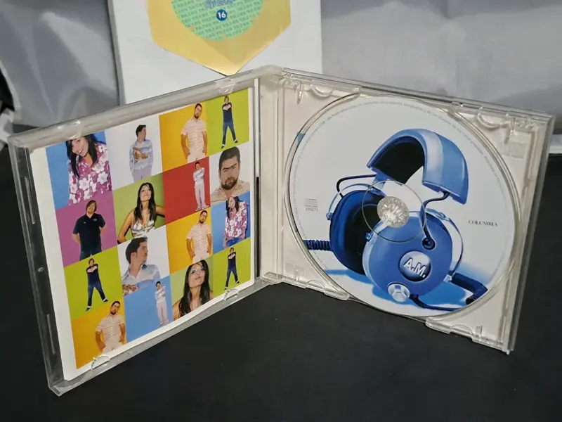 CD de música Javiera y Los Imposibles - AM chilena - 2