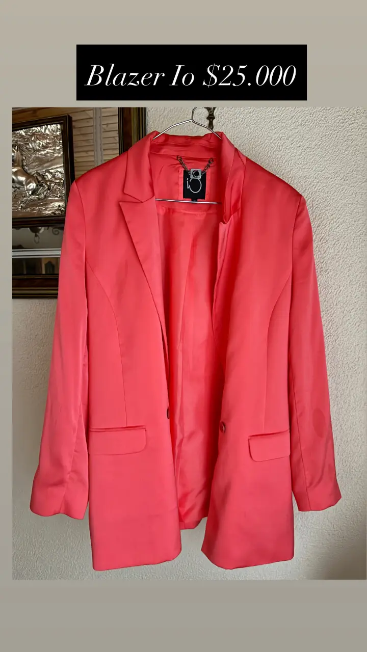 Blazer coral satinado IO talla 44