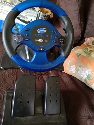 Volante de juego Saturn PS2 USB con pedales - miniatura 4