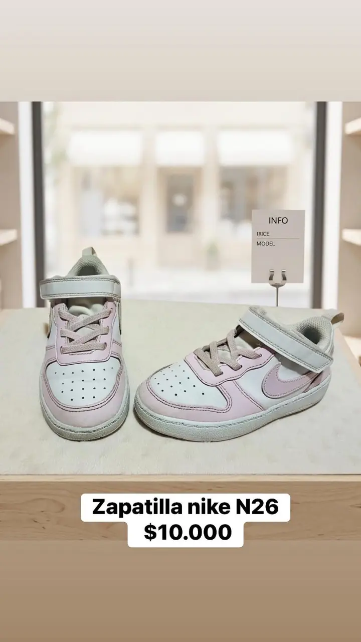 Zapatillas Nike blancas para niños talla 26 - 3