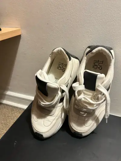 Zapatillas deportivas número 38 - miniatura 4