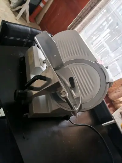 Cortadora eléctrica HBS-300A - miniatura 1