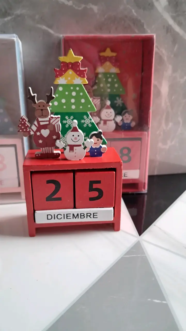 Calendario de madera navideño decorativo - 1
