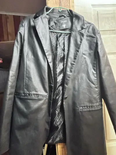 Chaqueta de ecocuero negra mujer - miniatura 1