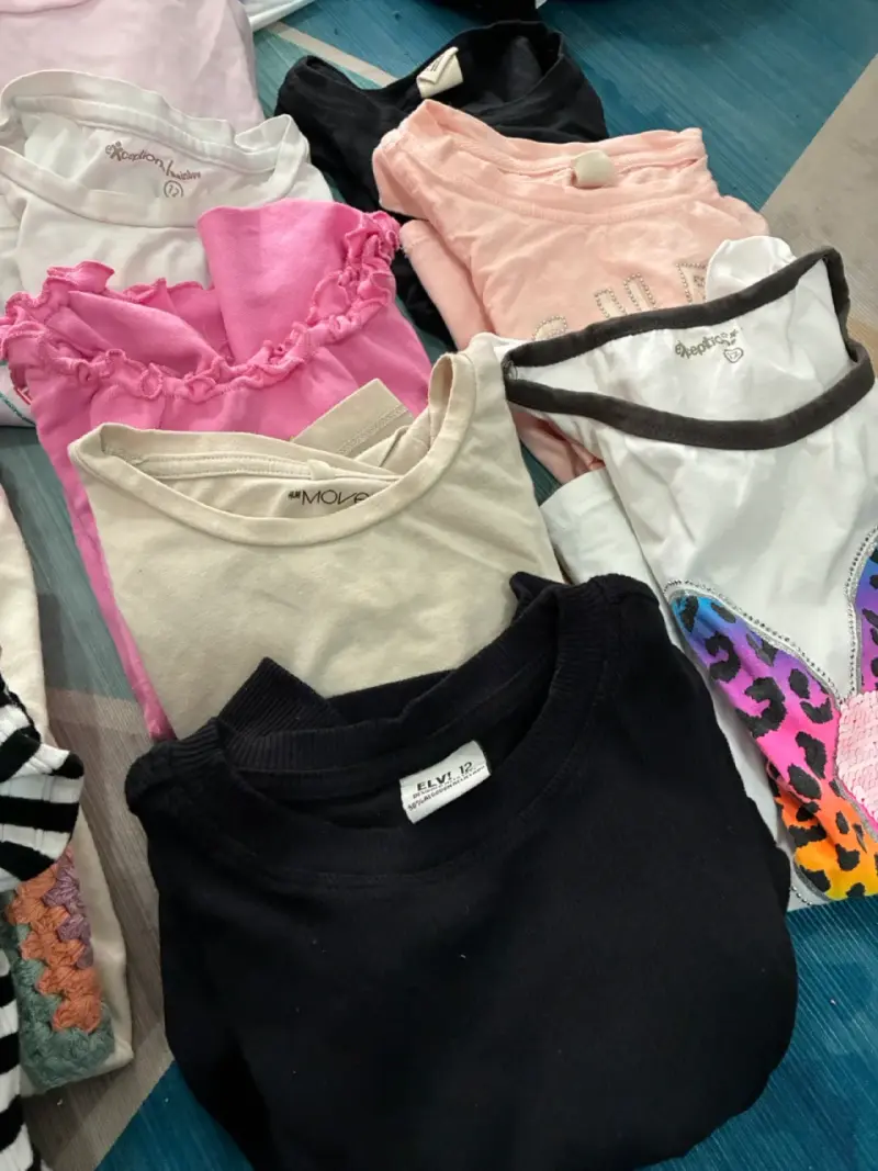 Lote de poleras para niña de varias marca - 4