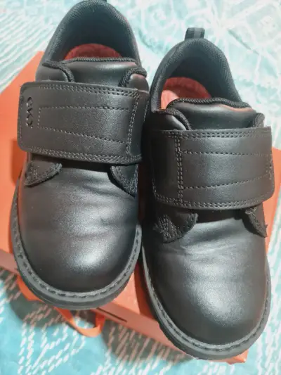 Zapatos escolares negros CKY para niño - miniatura 4