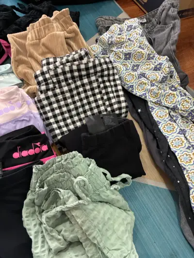 Lote de pantalones y shorts para niña - miniatura 6