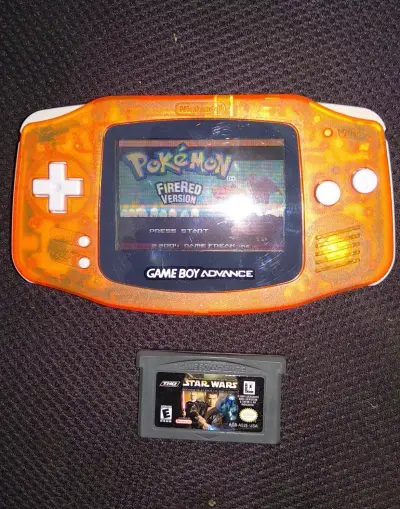 Consola Game Boy Advance Naranja con Juegos Pokémon y Star Wars - miniatura 2