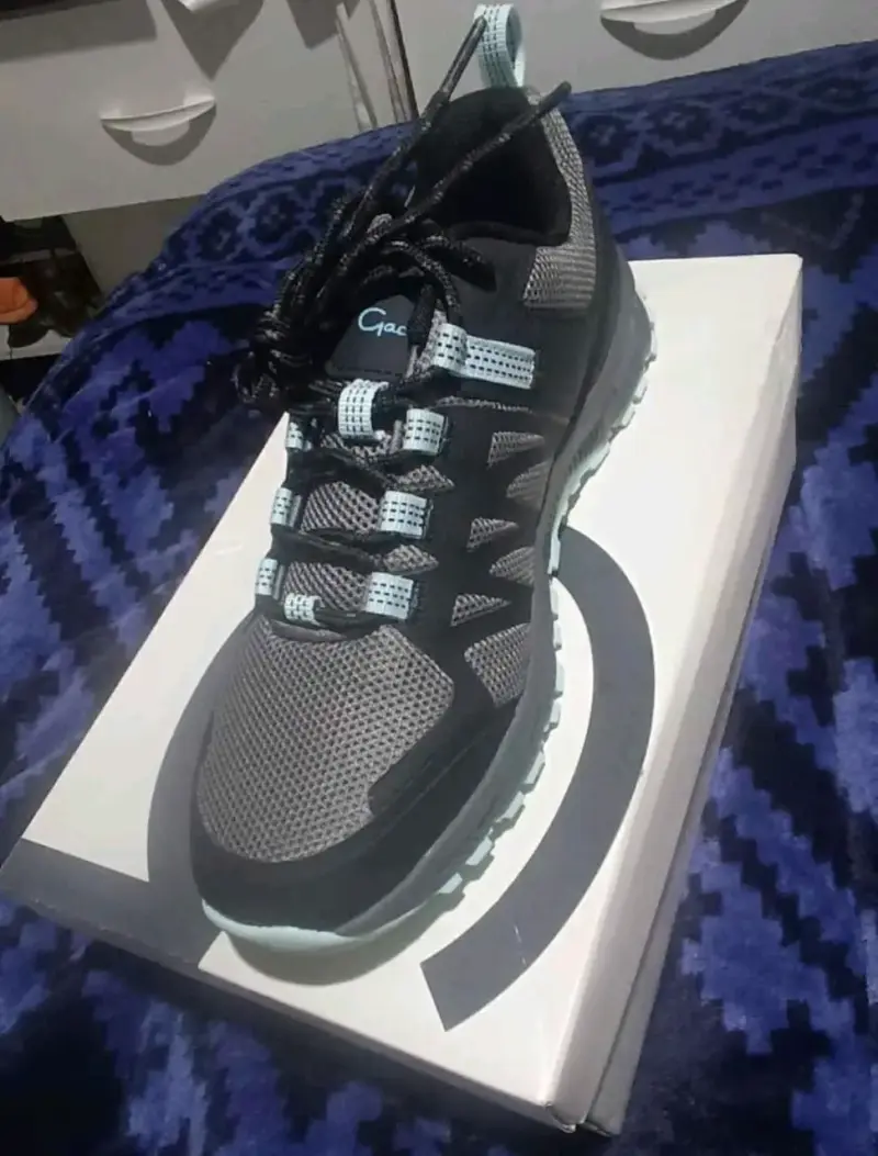 Zapatillas deportivas negras y grises para hombre - 3