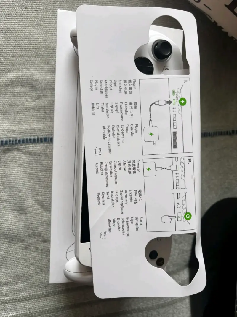 Consola portátil ASUS ROG Ally blanca - 4