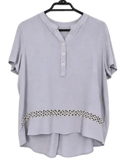 Blusa gris con detalle de encaje para mujer - miniatura 3