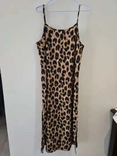 Vestido largo estampado animal print - miniatura 1