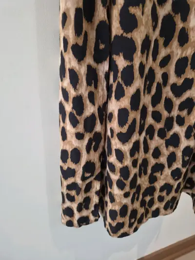 Vestido largo estampado animal print - miniatura 4