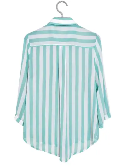 Blusa de rayas verde y blanca para mujer - miniatura 4