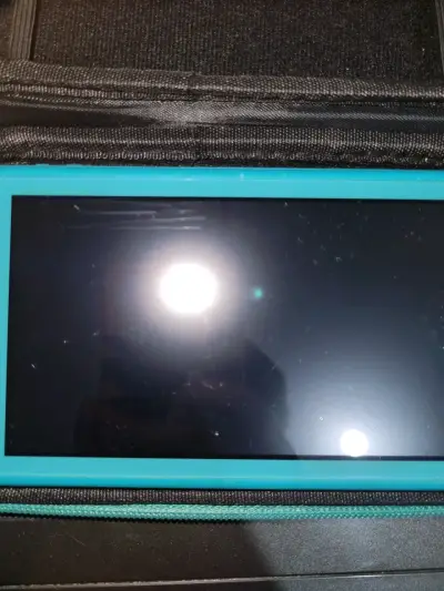 Nintendo Switch Lite Mágica - miniatura 2