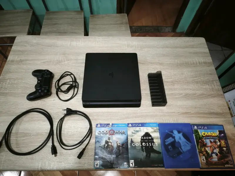 Consola PlayStation 4 con juegos y accesorios - 3