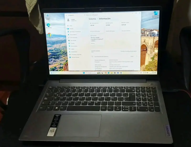 VENDO Notebook Lenovo IdeaPad 3 15ITL6 - 2