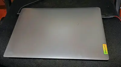 VENDO Notebook Lenovo IdeaPad 3 15ITL6 - miniatura 3
