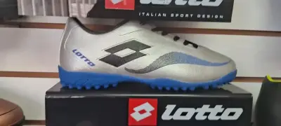 Zapatillas de fútbol Lotto para césped artificial - miniatura 1