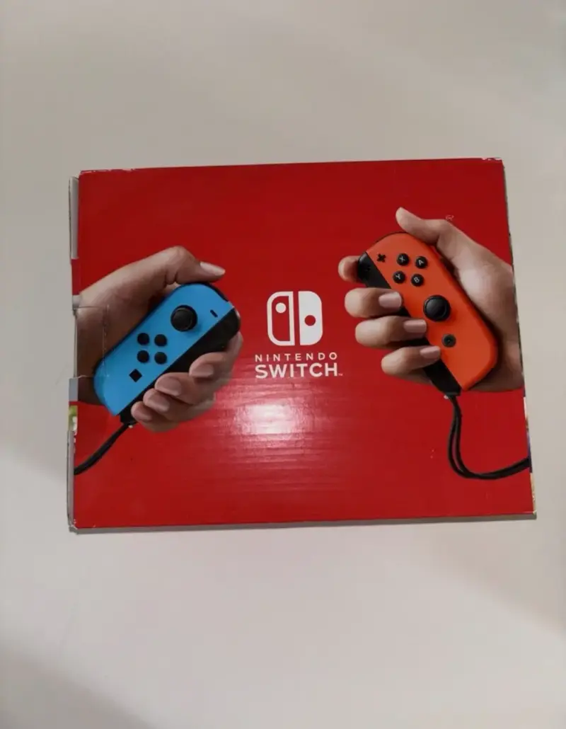 Nintendo Switch de 32 GB... Whatsp: +16124012334 - 4