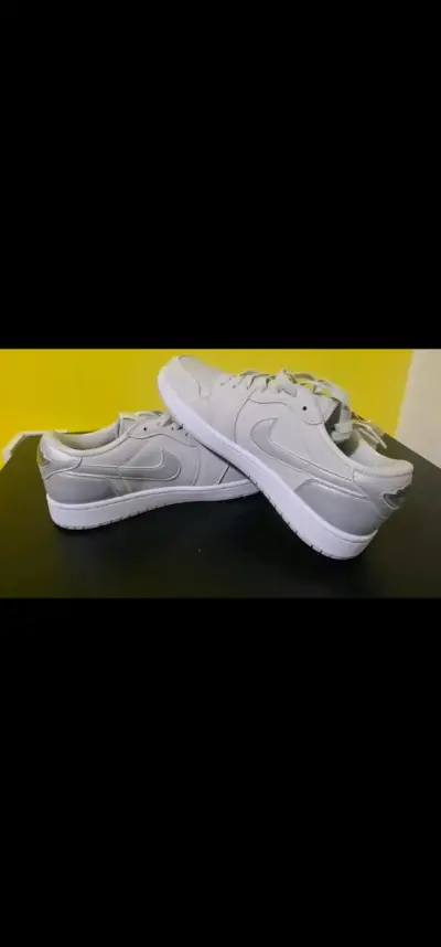 AIR JORDAN 1 RETRO LOW OG - miniatura 2